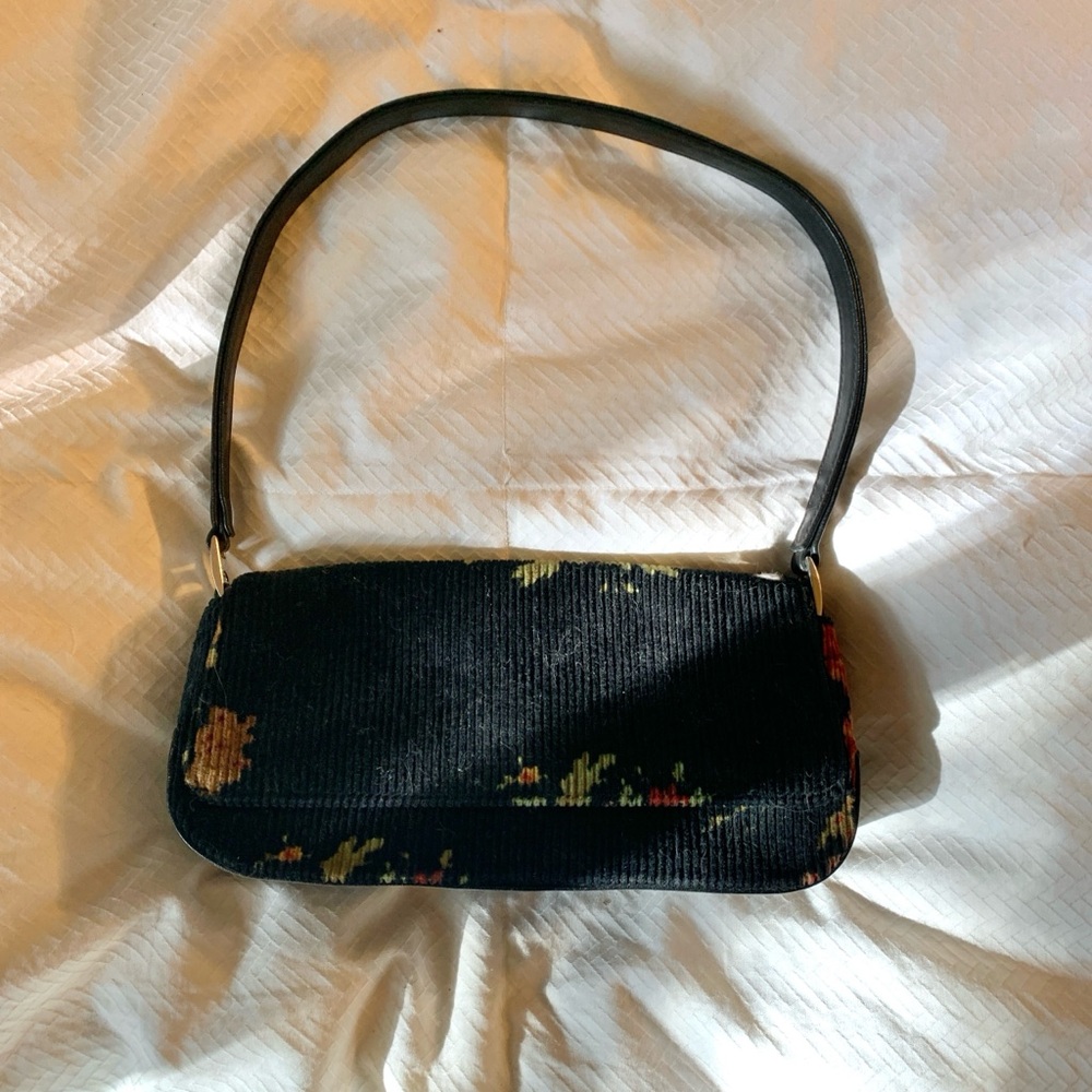 Liz Claiborne Black Floral Ribbed Mini Bag